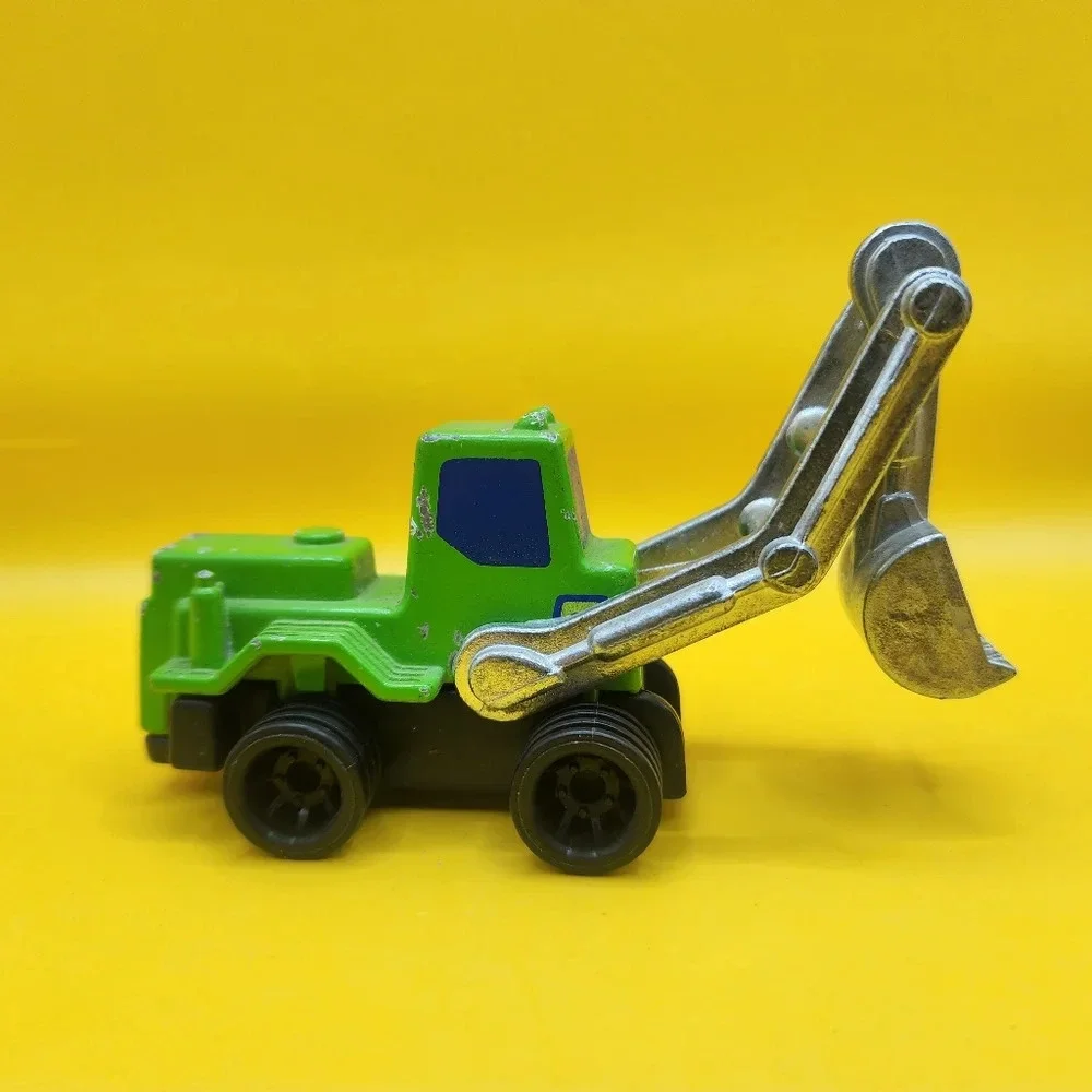 Vintage 1979 Mattel Diecast Backhoe Green Contruction Toy #1311